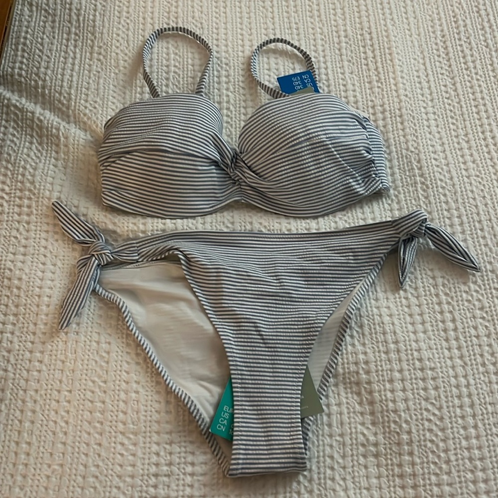Women’s swim suit - new with tags